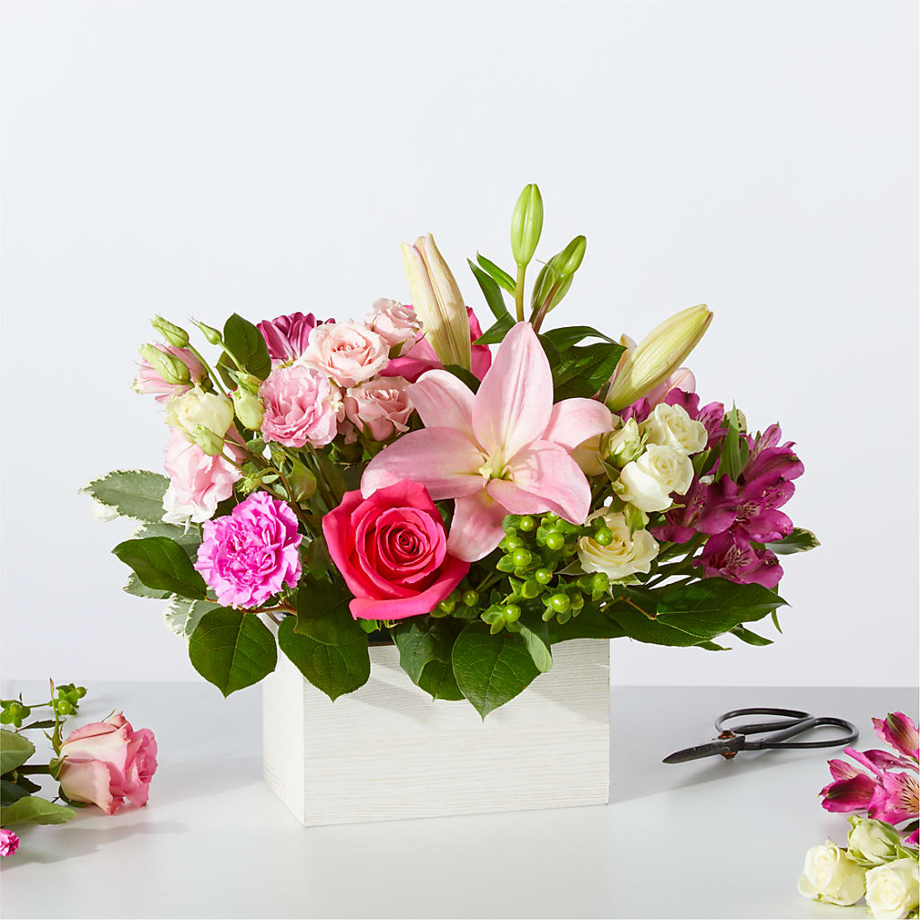 Sweetberry Box – A Florist Original – MY LADY'S FLORIST, Westland MI