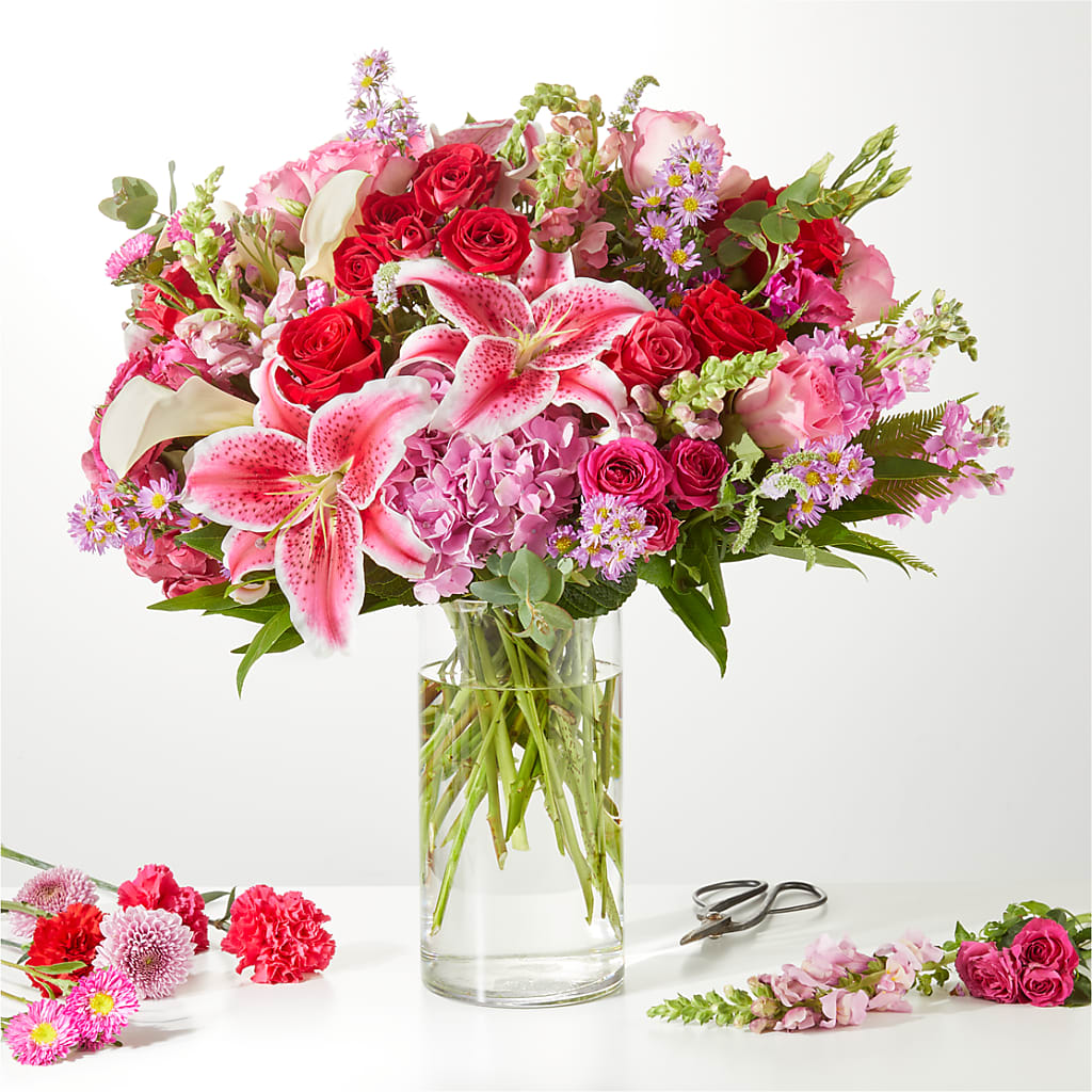 Swooning Over You - A Luxury Florist Original – MY LADY'S FLORIST, Westland MI