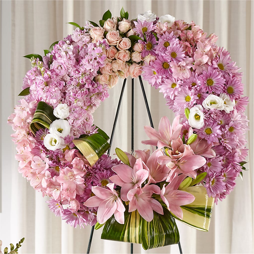 Gift of Warmth Wreath – MY LADY'S FLORIST, Westland MI