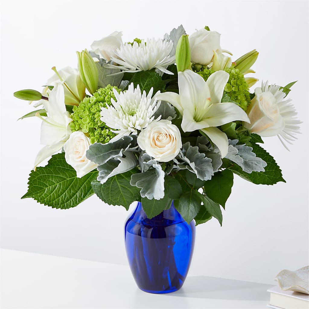 Snowy Dreams Bouquet – MY LADY'S FLORIST, Westland MI