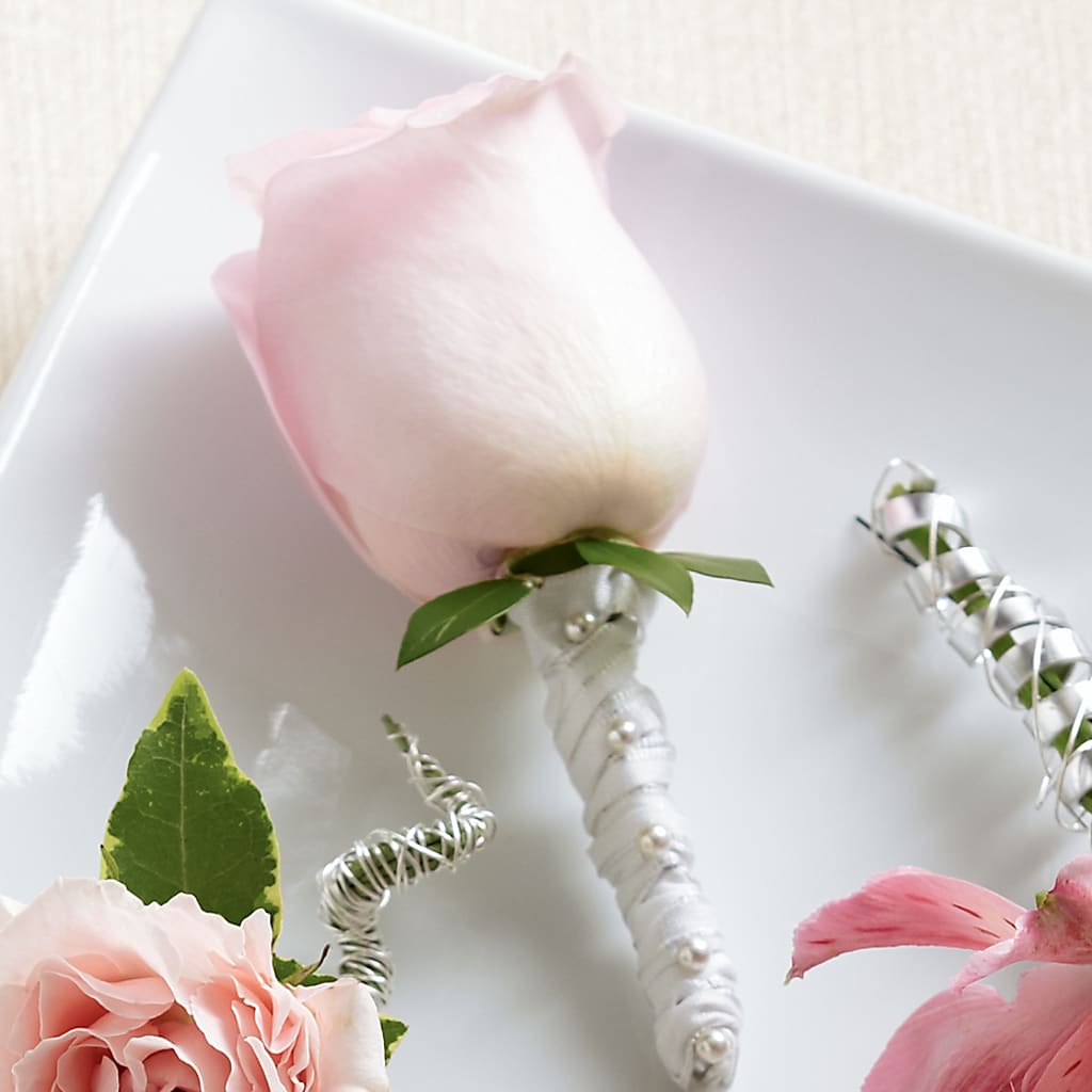 Pink Rose Boutonniere – MY LADY'S FLORIST, Westland MI