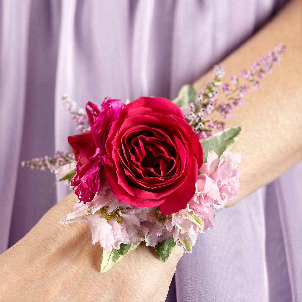Rose Charm Corsage – MY LADY'S FLORIST, Westland MI