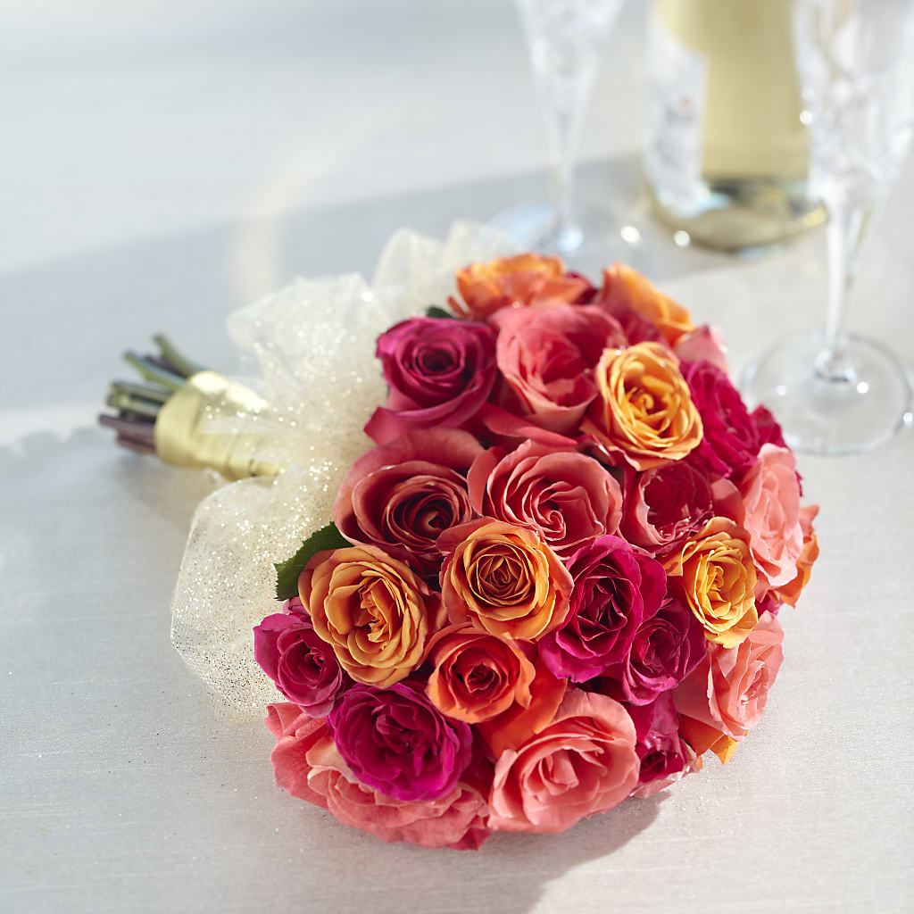 Sweet Roses Bouquet – MY LADY'S FLORIST, Westland MI
