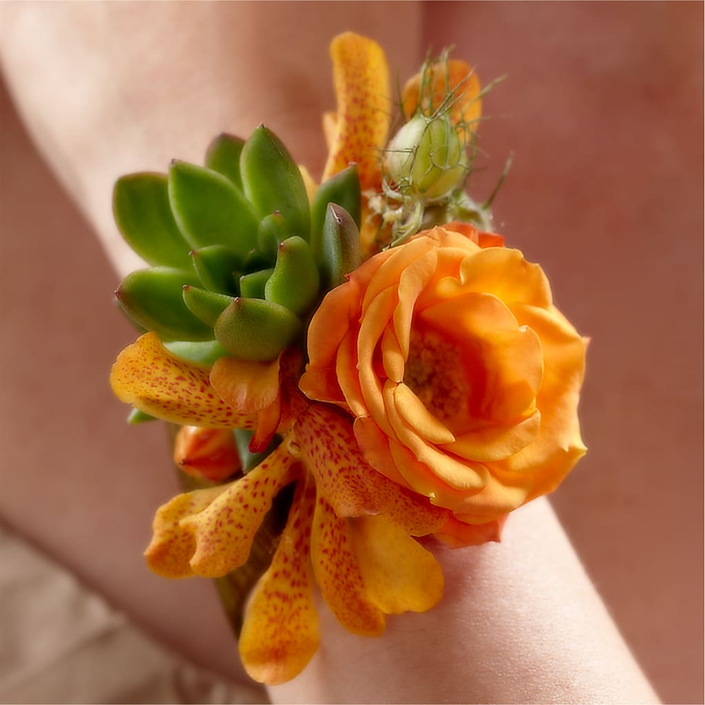 Irresistible Love Wrist Corsage – MY LADY'S FLORIST, Westland MI