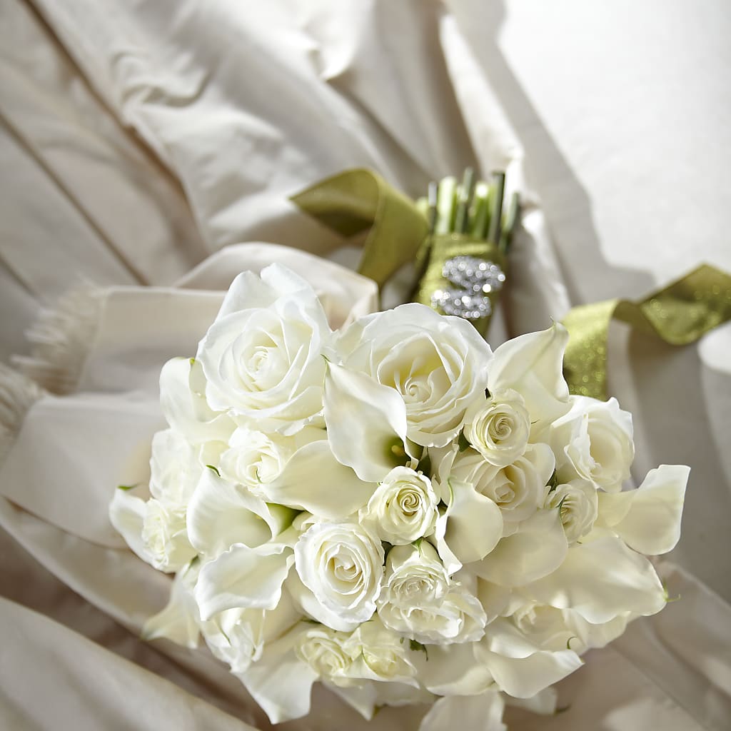 Serene Highness Bouquet – MY LADY'S FLORIST, Westland MI