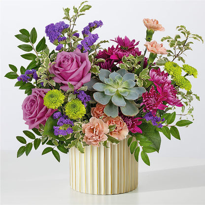 Vous êtes un bouquet de gemmes avec un vase ivoire